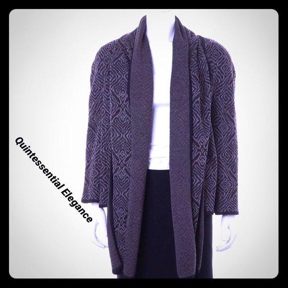 ST. JOHN Knit Cardigan / Sweater - Picture 2 of 6